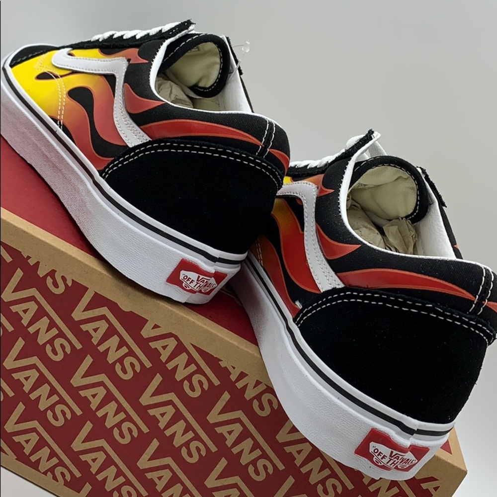 •VANS OLD SKOOL FLAME Black/Black true White wmns - Picture 12 of 16